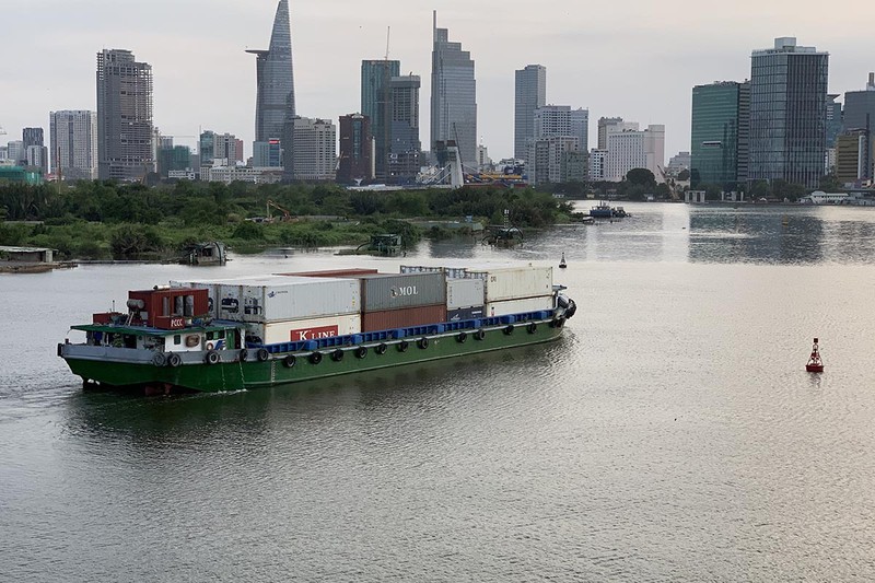 Tại sao doanh nghiệp Việt không mặn mà với sản xuất container?